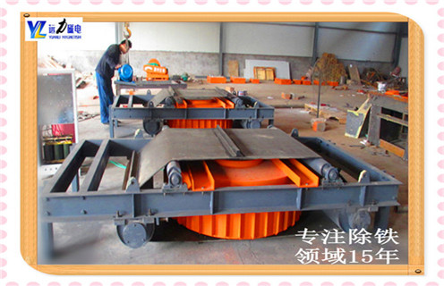 電磁滾筒除鐵器，陜西電磁滾筒除鐵器_如何卸鐵國家標(biāo)準(zhǔn)安裝工作視頻_陜西電磁滾筒除鐵器型號 