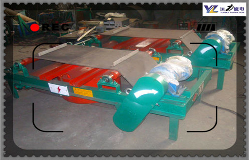 自卸式電磁除鐵器，山東RCDD-12自卸式電磁除鐵器安裝視頻國家標(biāo)準(zhǔn)_山東RCDD-12自卸式電磁除鐵器安裝視頻廠家配件_型號及工作視頻