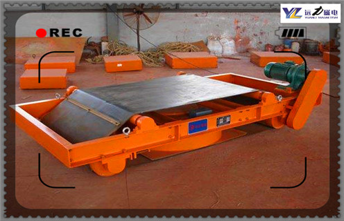 自卸式電磁除鐵器，山東RCDD-12自卸式電磁除鐵器安裝視頻國家標(biāo)準(zhǔn)_山東RCDD-12自卸式電磁除鐵器安裝視頻廠家配件_型號及工作視頻