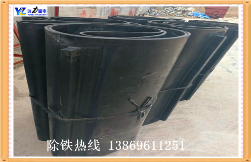 帶式除鐵器，帶式除鐵器怎么調(diào)整皮帶跑偏如何修復(fù)_帶式除鐵器怎么調(diào)整皮帶跑偏偏原因及如何調(diào)_刮板價格  