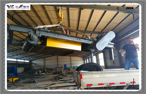 帶式永磁除鐵器，四川自卸帶式永磁除鐵器_帶式強磁四川自卸帶式永磁除鐵器工作原理構(gòu)造選型_廠家