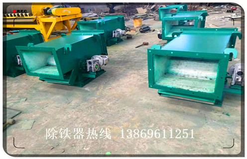 永磁管道自卸式除鐵器，永磁管道自卸式除鐵器廠家_遠(yuǎn)力永磁管道自卸式除鐵器廠家12000高斯_可定制工作原理_安裝示意圖 