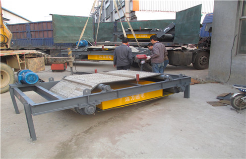 帶式除鐵器，河北優(yōu)質(zhì)帶式磁除鐵器價(jià)格_強(qiáng)磁河北優(yōu)質(zhì)帶式磁除鐵器價(jià)格工作原理構(gòu)造選型_廠家