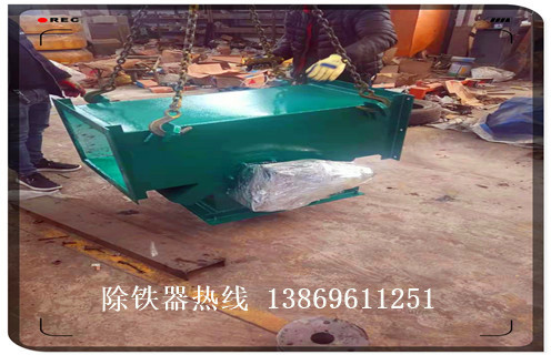 管道式永磁自卸式除鐵器，新疆管道式永磁自動除鐵器方案_遠力新疆管道式永磁自動除鐵器方案安裝示意圖型12000高斯_可定制工作原理