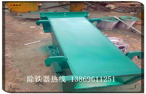 管道強(qiáng)磁除鐵器，吉林管道強(qiáng)磁除鐵器_吉林管道強(qiáng)磁除鐵器廠家應(yīng)用安裝示意圖型12000高斯_可定制工作原理