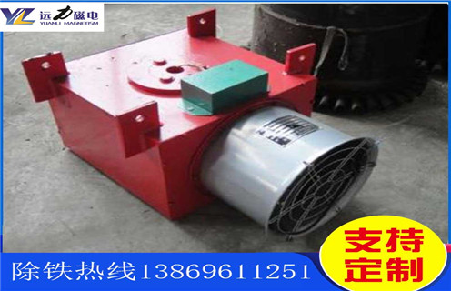 自卸式風(fēng)冷電磁除鐵器，貴州懸掛自卸式風(fēng)冷電磁除鐵器_選型_貴州懸掛自卸式風(fēng)冷電磁除鐵器公司多少錢參數(shù)工作原理生產(chǎn)價(jià)格工作原理_價(jià)格