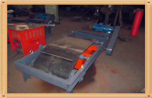 永磁管道除鐵器，湖南永磁管道除鐵器_內(nèi)部磁塊安裝方法_湖南永磁管道除鐵器型號說明書型號視頻定制供應(yīng)型號價格   