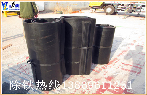 除鐵器皮帶，江蘇除鐵器皮帶跑偏如何修復(fù)_江蘇除鐵器皮帶跑偏及如何調(diào)_刮板價格   